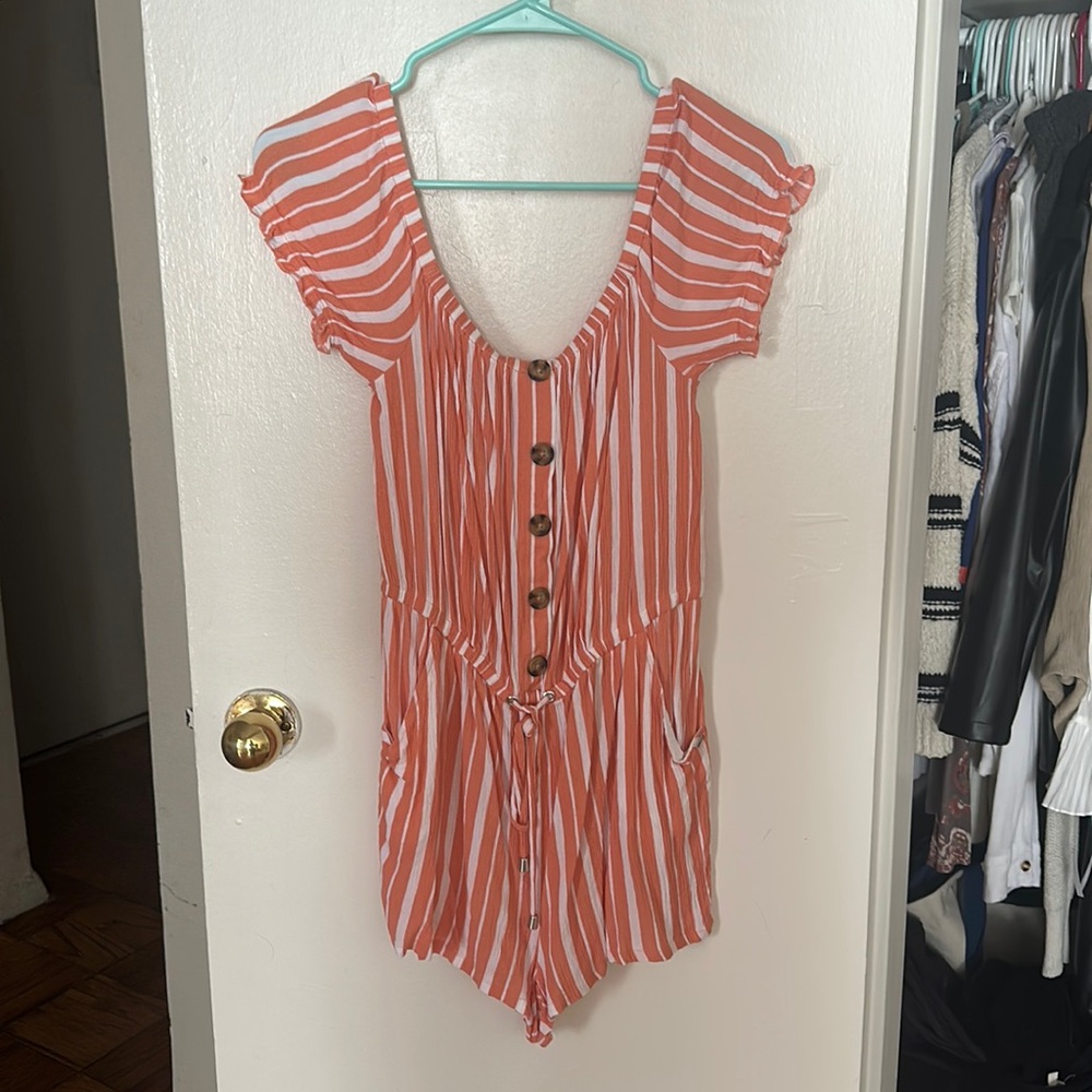 Coral and white striped flowy romper with pockets!!